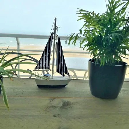 Lo & L'oo Apartment