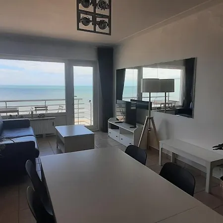 Lo & L'oo Apartment *